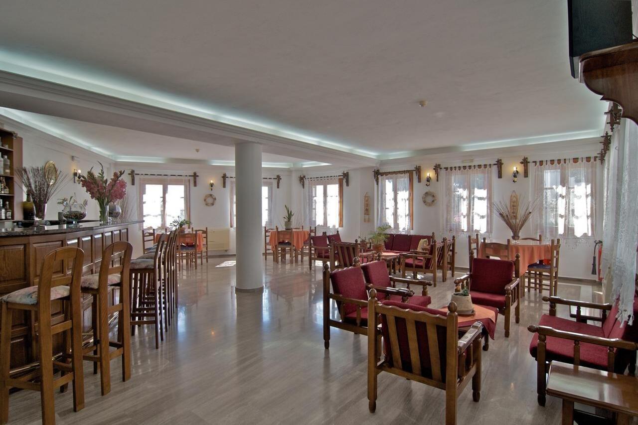 Alex Hotel Tourlos Exterior foto