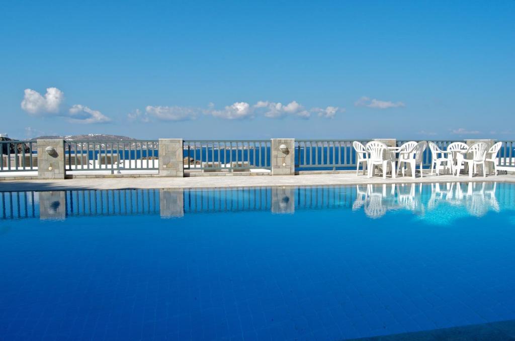 Alex Hotel Tourlos Exterior foto